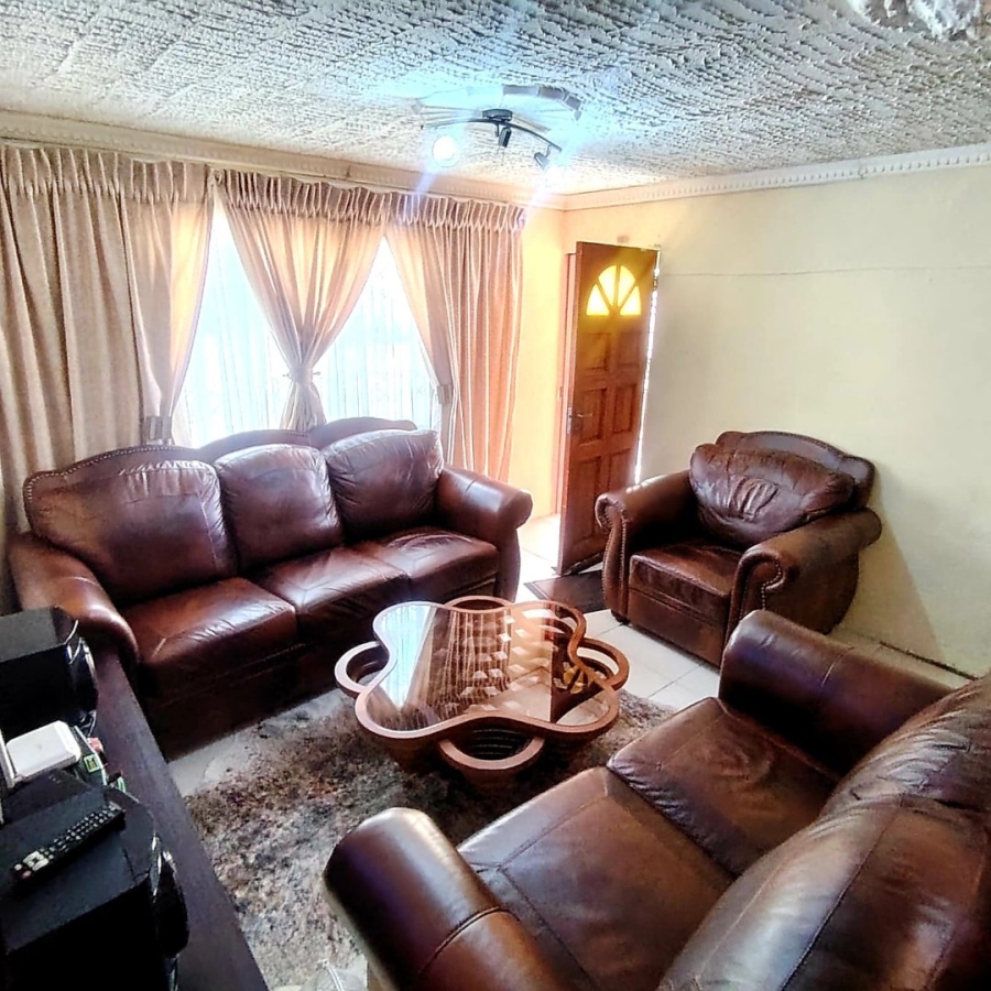 4 Bedroom Property for Sale in Mdantsane Nu 10 Eastern Cape